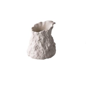 Creamer Everest Studio RAW din stoneware alb, 6,5 × 8 cm, ideal pentru servirea laptelui, smântânii și sosurilor.